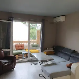 https://studio-meuble-avec-balcon.fr-paris.fr